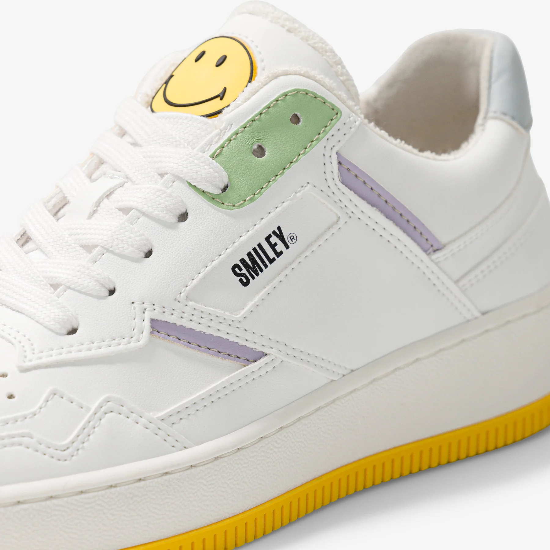 MoEa Sneaker GEN1 - Smiley x MoEa