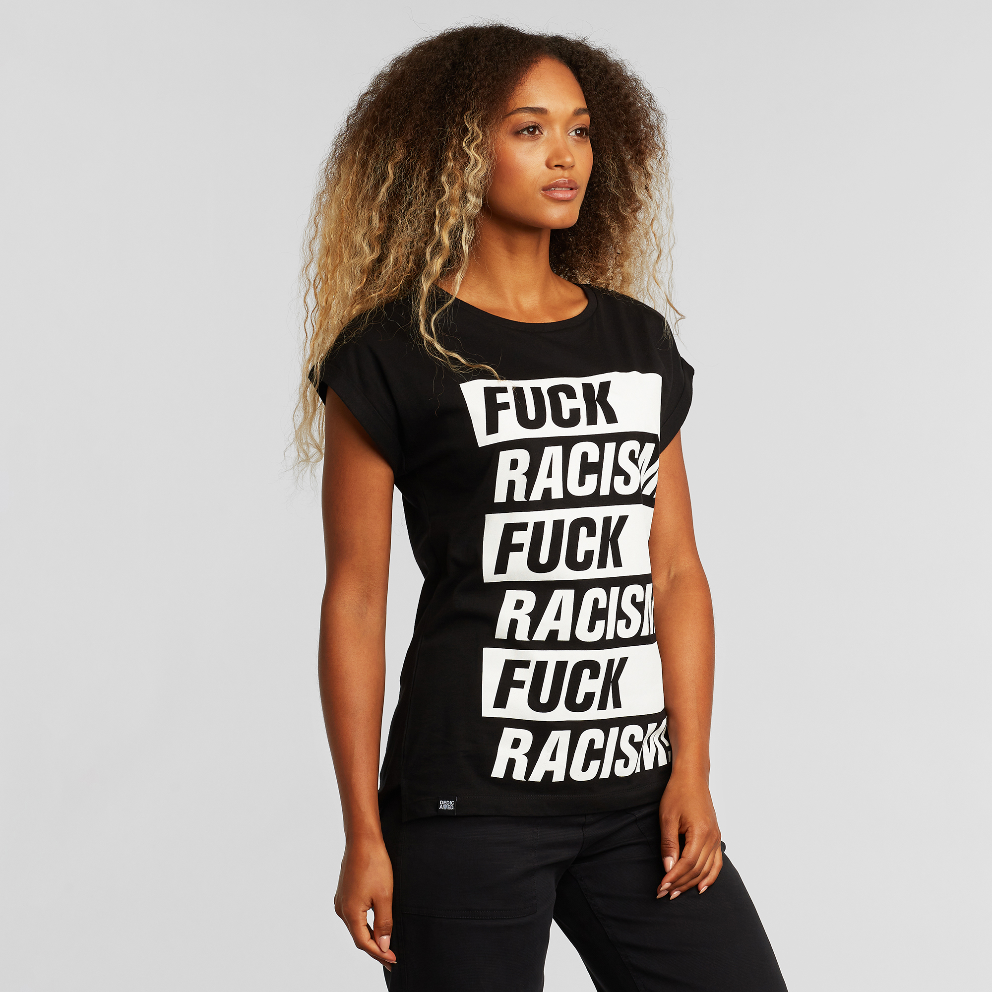 Dedicated  T-shirt Visby Fuck Racism Black